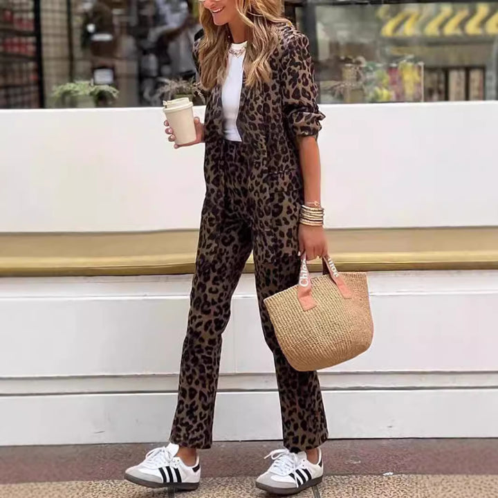 Dame elegant linnedragt sæt i leopardmønster med formsyet blazer og lige bukser Stiila