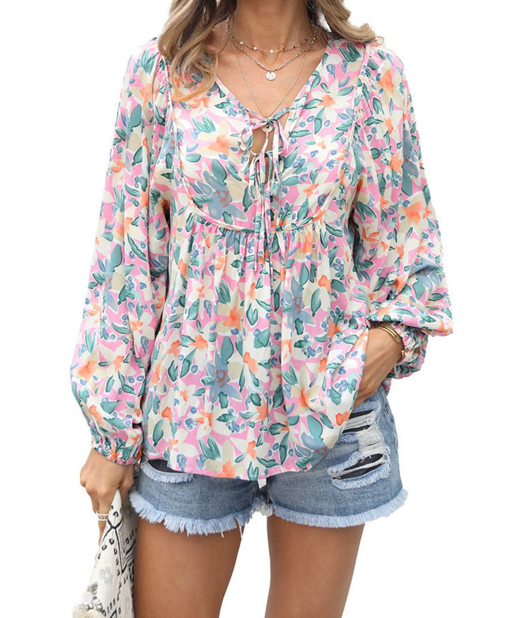 Damebluse med blomsterdesign og luftige ærmer Stilla