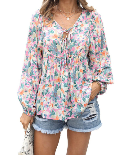 Damebluse med blomsterdesign og luftige ærmer Stilla