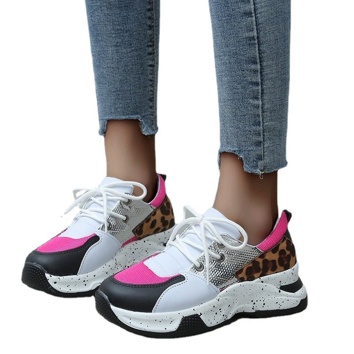 Dame Komfortable og stilfulde sneakers i dyremønster-design Stilla