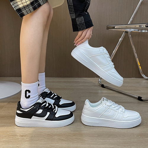 Dame Komfortable Sneakers i sportsligt design med åndbart overmateriale og fleksibel sål Stilla