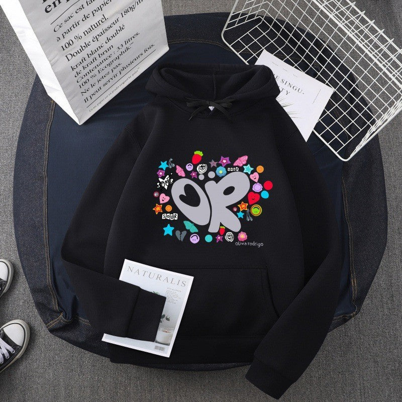 Kvinders hoodie med kreativ grafisk design Skovae