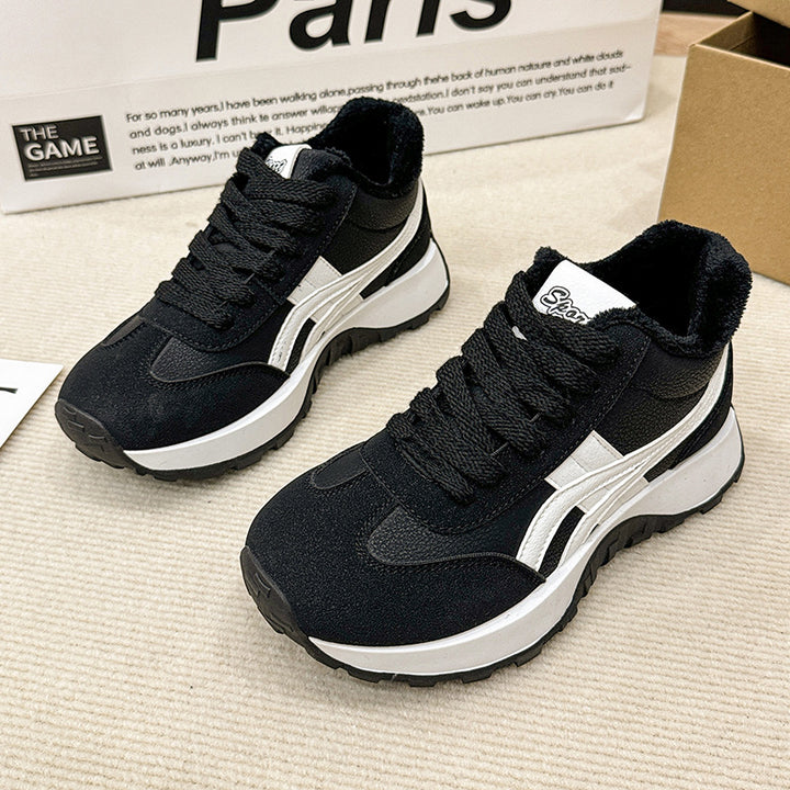 Dame Sneakers med polstret indermateriale og skridsikker sål Stilla
