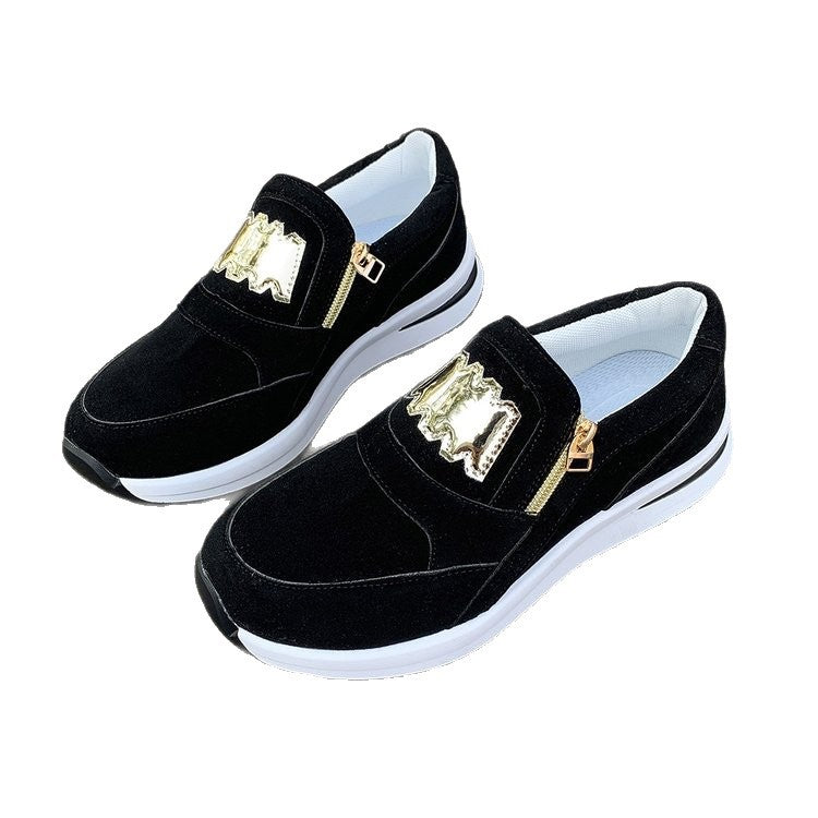 Dame Sportliche Slip-On Sneakers med stilfuld guldaccent og behageligt dæmpningssystem Stilla