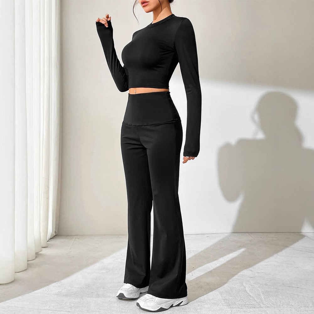 Damer Sporty sæt med kombineret cut-out top og bred bukseåbning Skovae