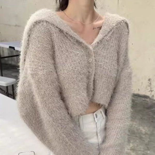 Kvindernes hyggelige V-hals sweater i moderne snit Stilla