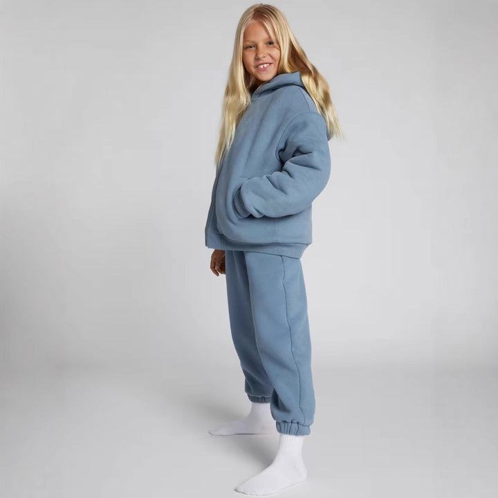 Damernes oversized hoodie jakke med praktisk lynlås og afslappet pasform Skovae