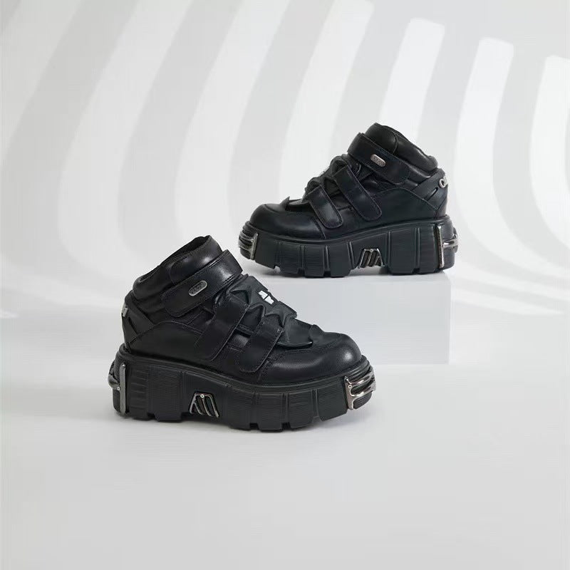 Dame Urban High-Top Sneakers med robust design Stilla