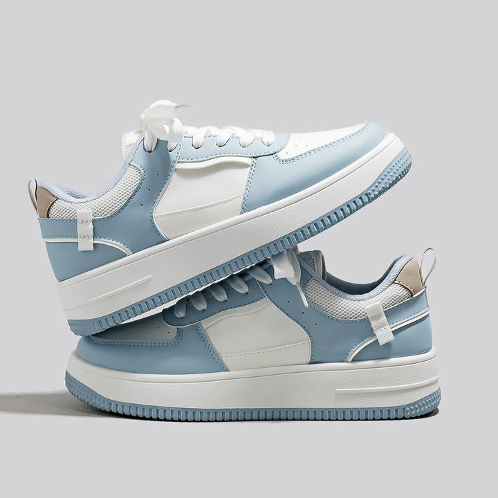 Dame Sneakers i minimalistisk design med åndbar mesh-overflade og polstret sål Stilla