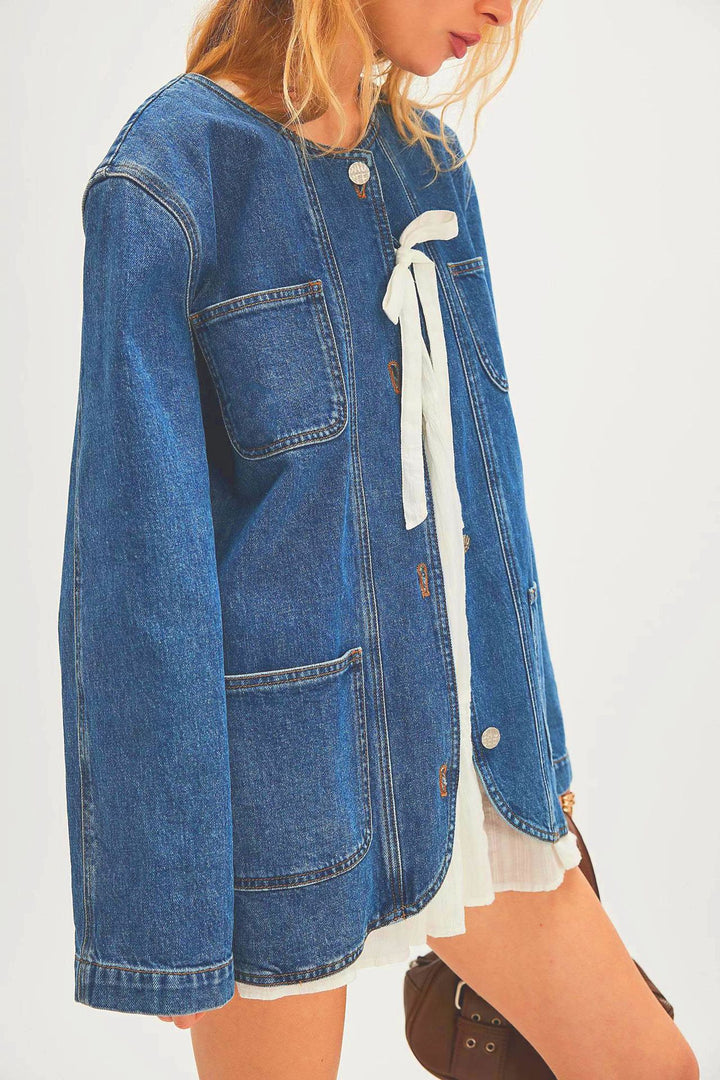 Dame Denim Overshirt med innovativt design og praktiske lommer Stilla
