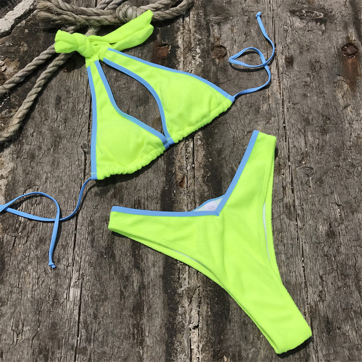 Damebikini med justerbar halterneck-top og lav skæring Stilla