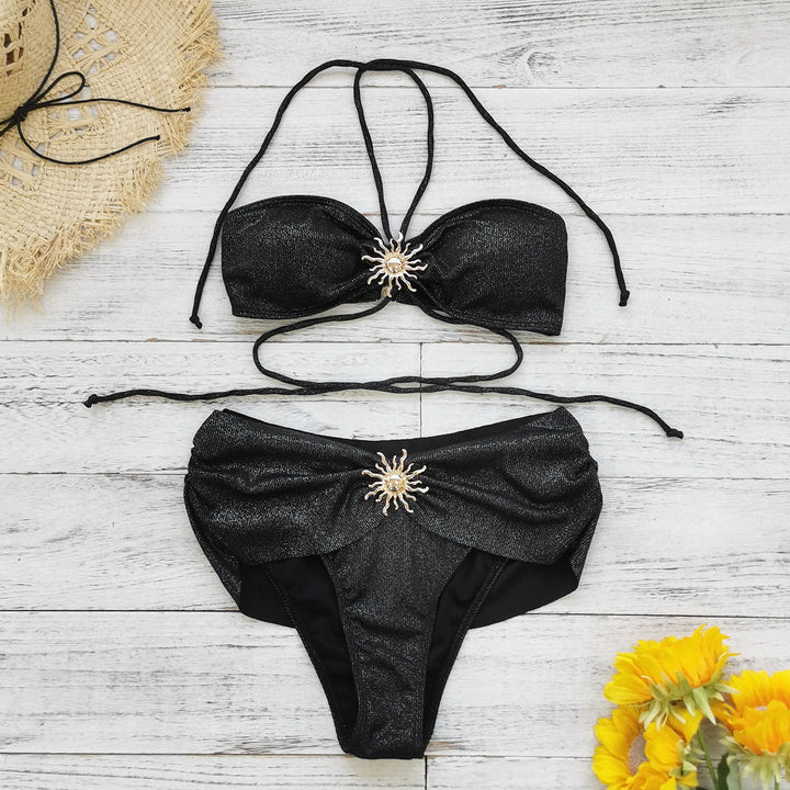 Dame bikini-sæt med glitrende accentdetaljer og justerbare snore Stilla