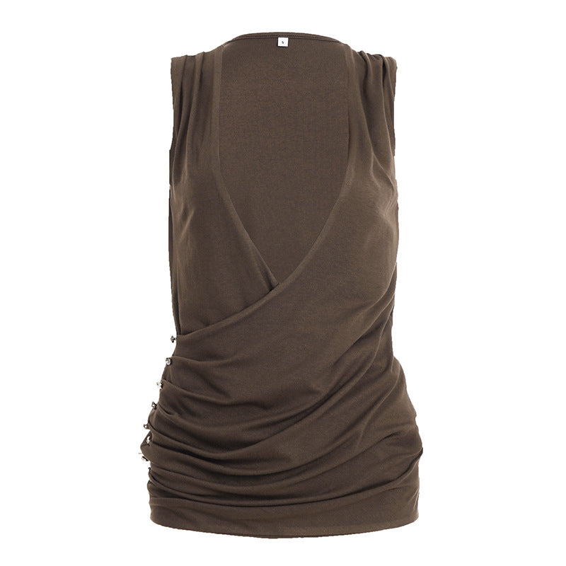 Damen eleganter Jumpsuit mit tiefem V-Ausschnitt und fließendem Material Skovae
