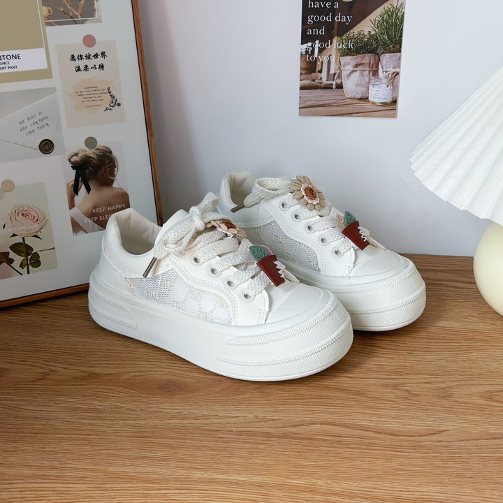 Dame sneakers med floral applikationsdesign og åndbar konstruktion Stilla