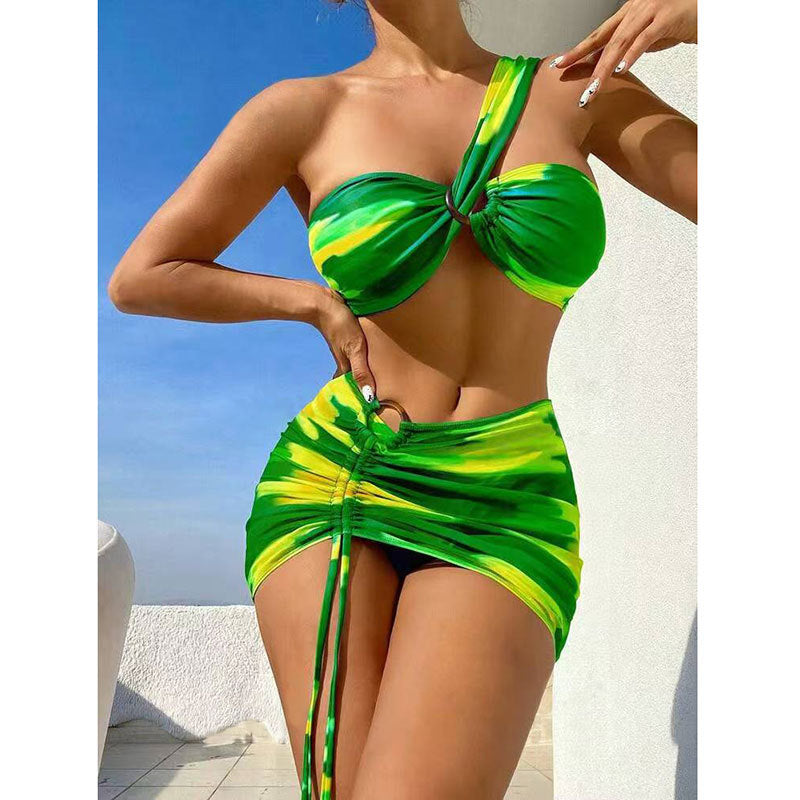 Dame bikini-sæt med en stroppeløs top og raffineret indpakningskort Stilla