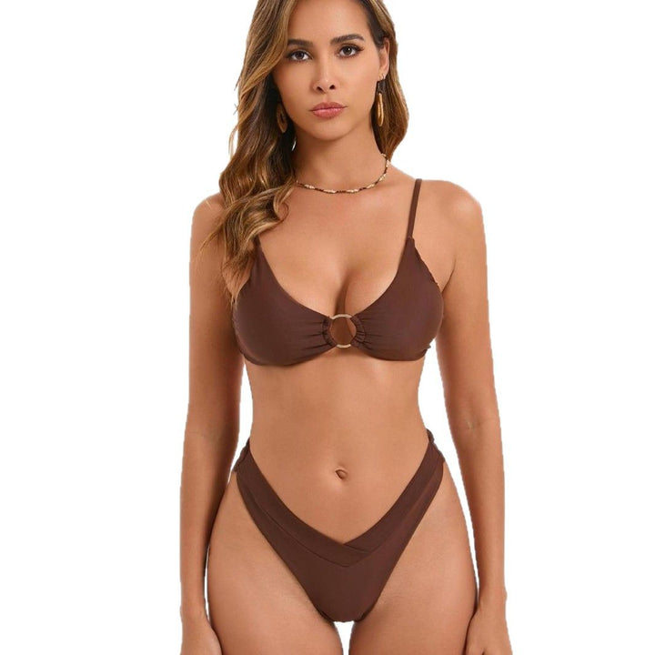 Dame Triangel-bikini med elegant ringdetalje Skovae