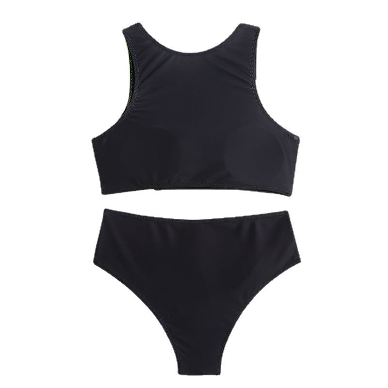 Dame Sporty Bikini med højhalset overdel og moderne cut-out Stilla
