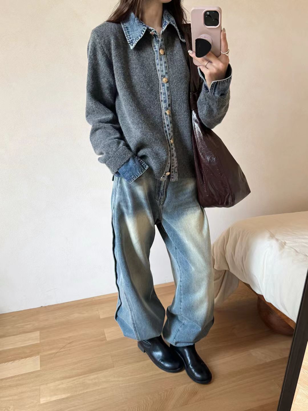 Dame fashionabel cardigan med innovativ krave og elegante knapdetaljer Stilla