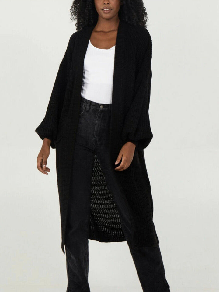 Kvinders strikket frakke i afslappet oversized design Stilla