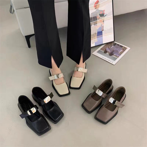 Dame Ballerinas med firkantet tåparti og metalaccent Stilla
