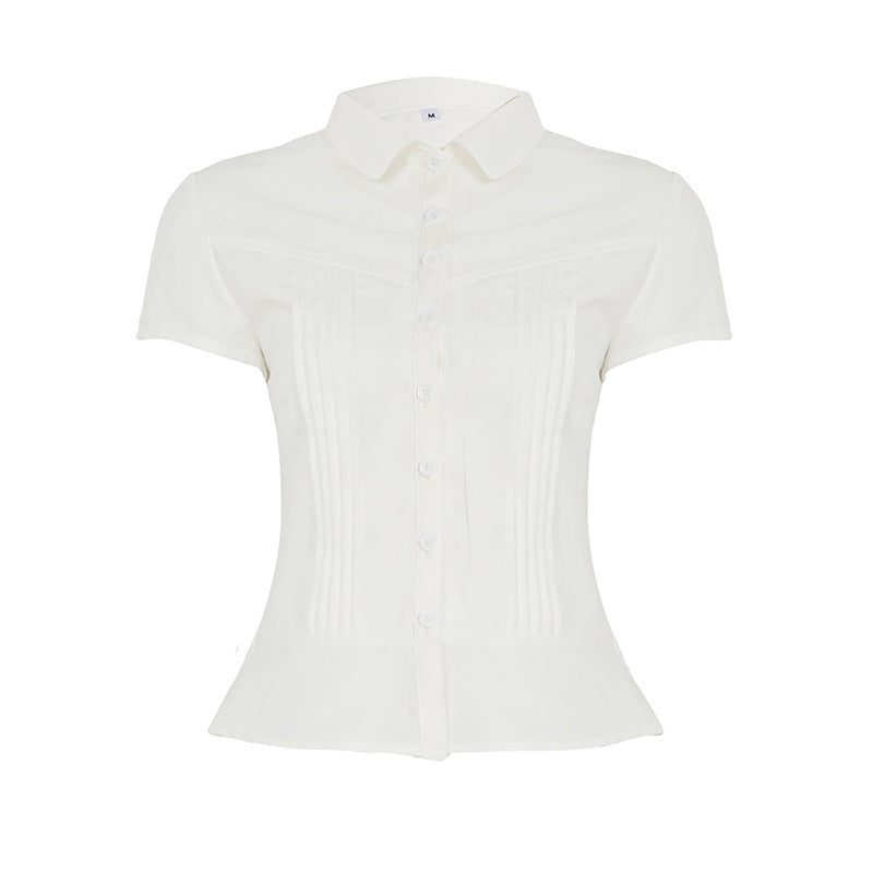 Dame kortærmet bluse med elegante folder og klart snit Skovae