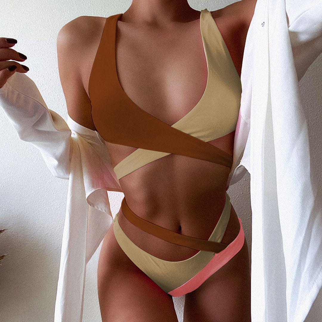 Dame bikini sæt med innovativt krydsdesign og høj snit Stilla