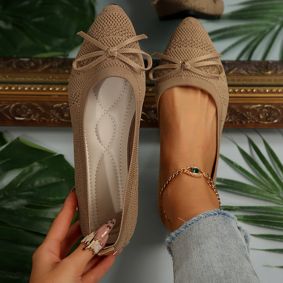 Dame ballerinas med dekorativt bånd-detalje og åndbart overdæk Stilla