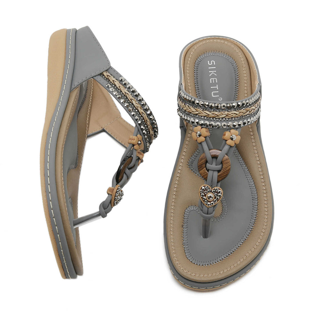 Dame flip-flops med glamourøse udsmykninger og komfortabelt fodseng Stilla