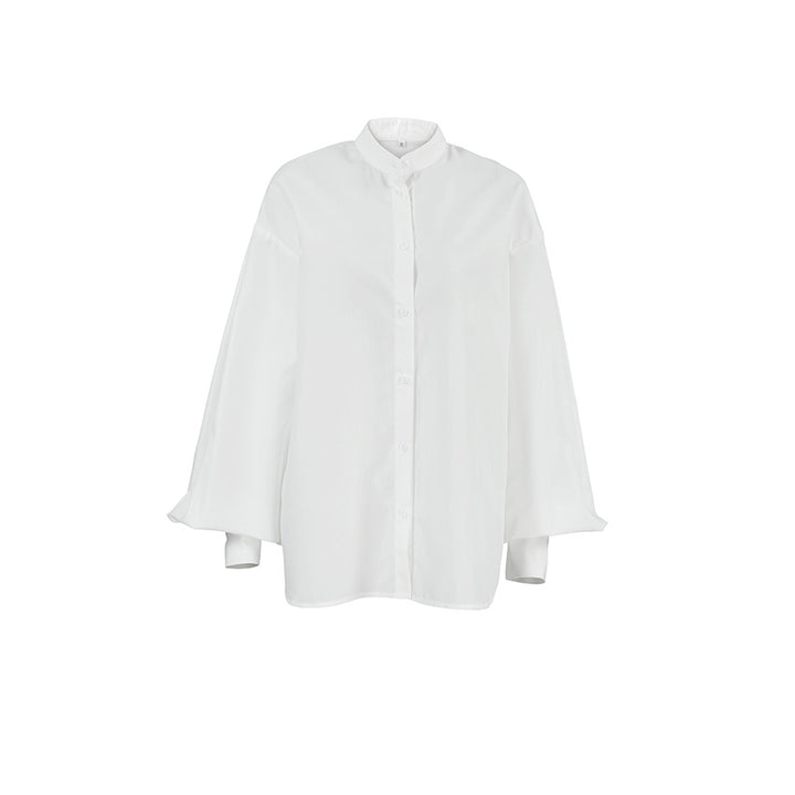 Dame Oversized Skjorte med voluminøse ærmer og moderne krave Stilla