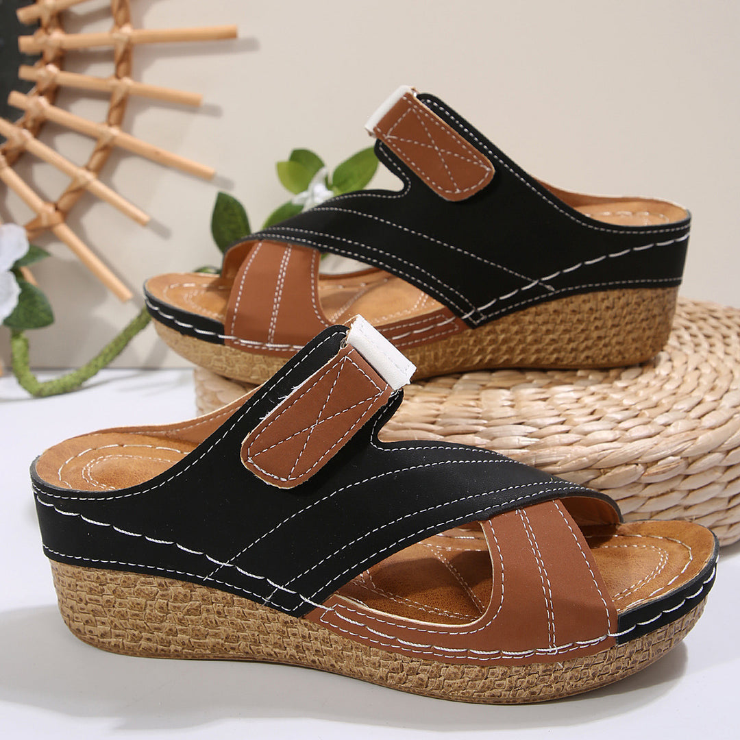 Dame Wedge-sandaler med justerbar rem og ergonomisk fodseng Stilla