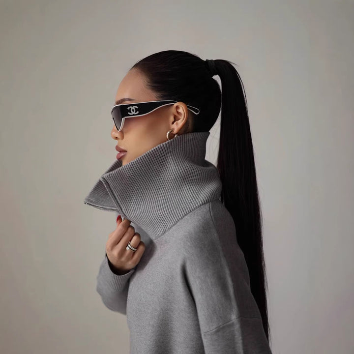 Women's elegant sweatshirt and joggers set with high collar and zipper Skovae