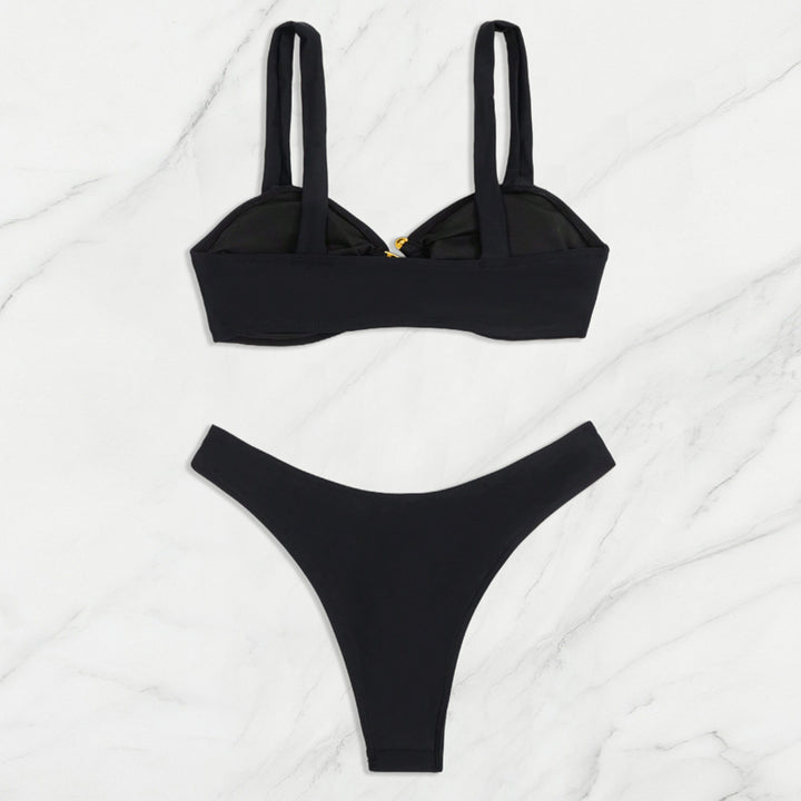 Damebikini med elegante guld-detaljer Skovae
