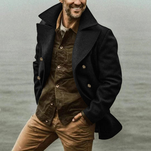 Herre mode Peacoat lavet af kvalitets uldmix med klassisk reverskrave og elegante knapper Stilla