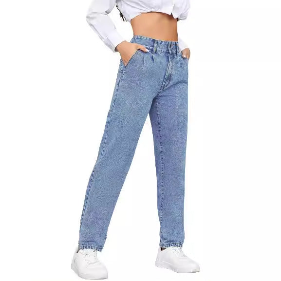 Kvinders højtaljede boyfriend jeans med klassisk snit og knapdetaljer Stilla