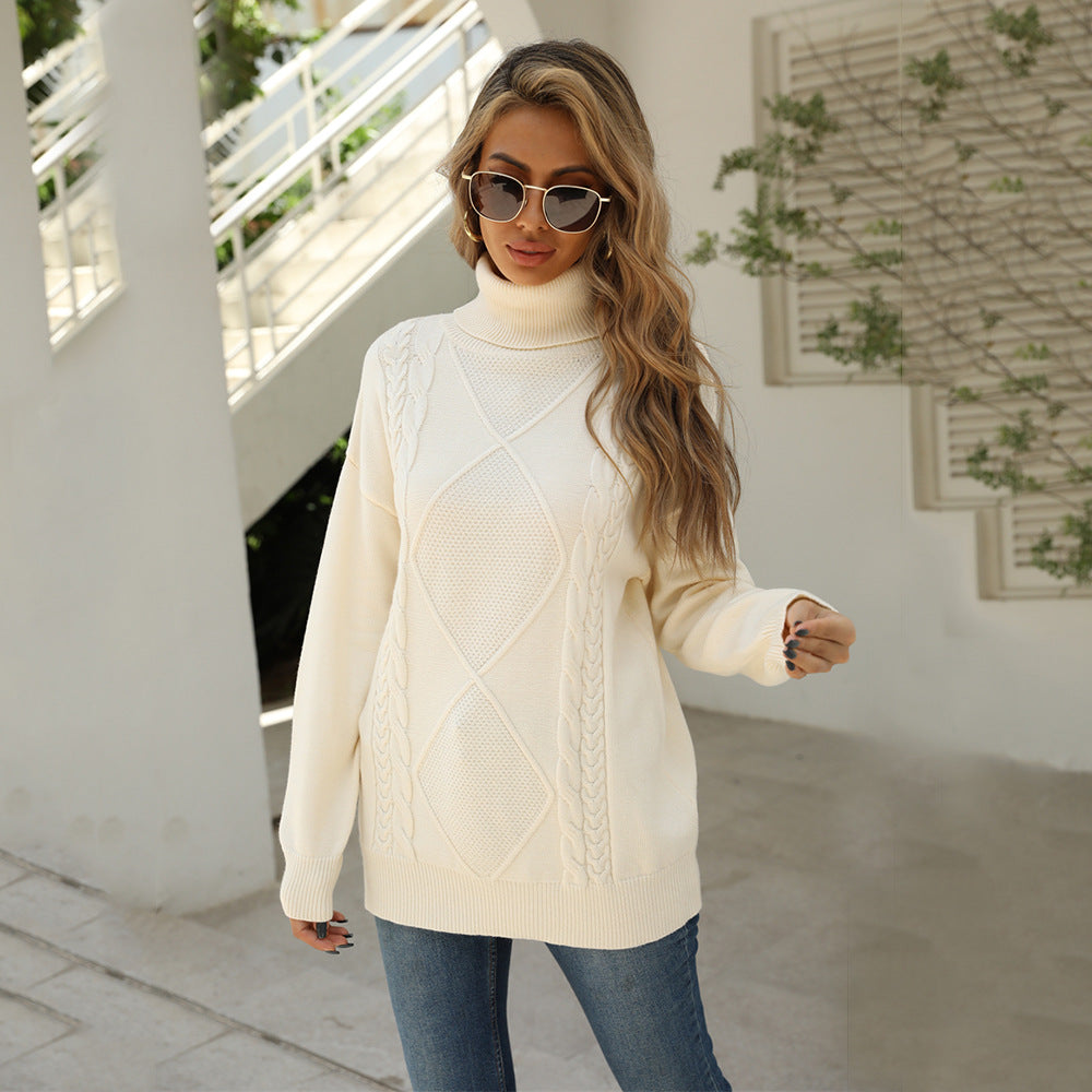 Kvindernes chunky strik sweater med høj krave og kabelmønster Stilla