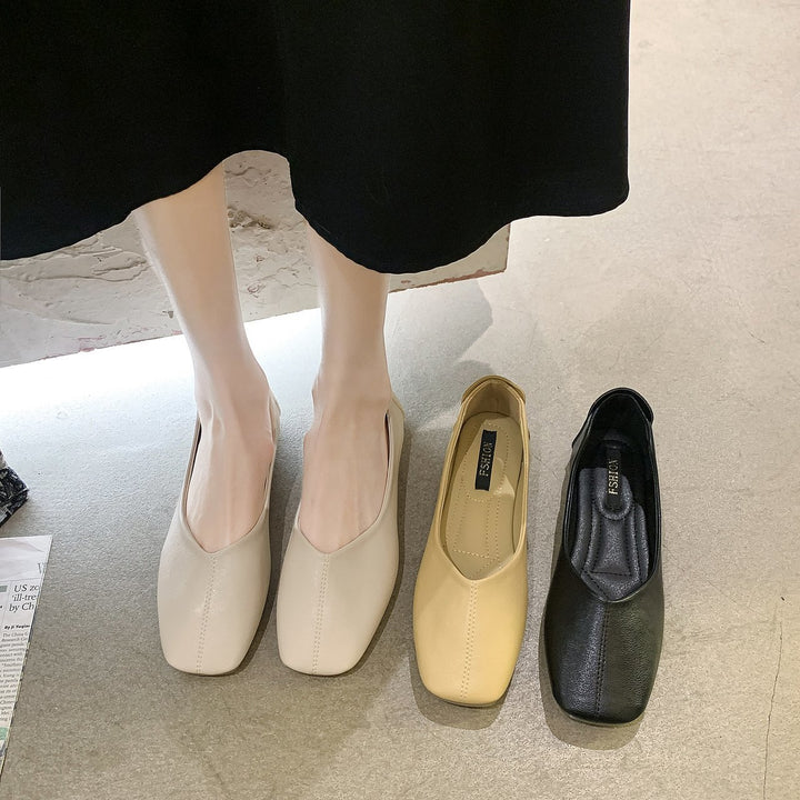 Dame Ballerinas med elegant snit og komfortabel polstring Stilla