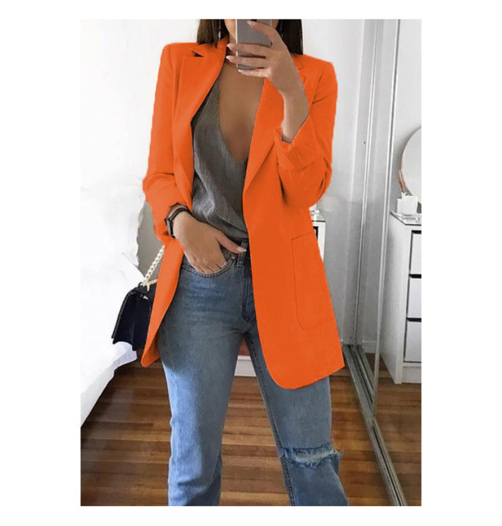 Dame elegant blazer med tætsiddende snit og praktiske lommer Skovae