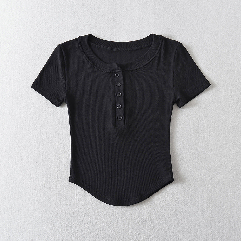Dame kortærmet Henley-shirt med fine knapdetaljeringer og elastisk materiale Stilla