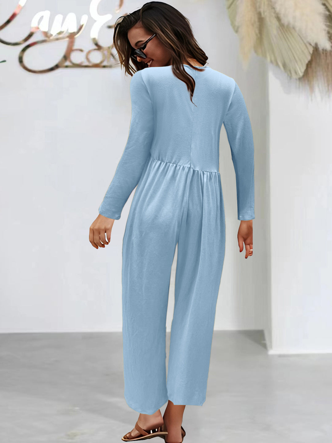 Dame overdimensioneret jumpsuit med sidelining og bredt ben Stilla