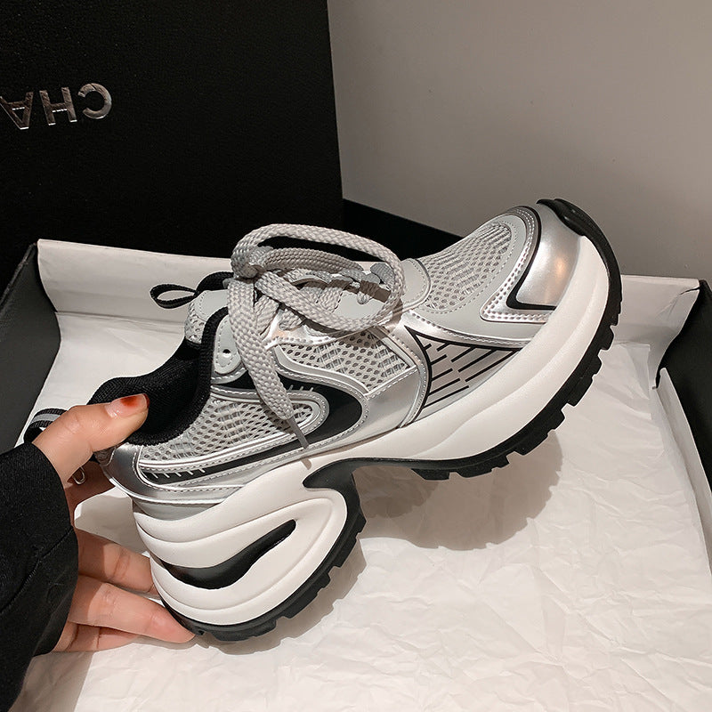 Dame Hybrid-sneakers med åndbart mesh-oberstof og trendy sål Stilla