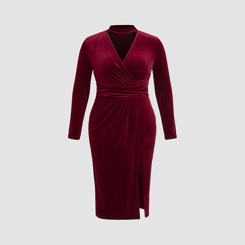 Dame Maxi-kjole med elegant omslagdesign og smuk slidse Stilla