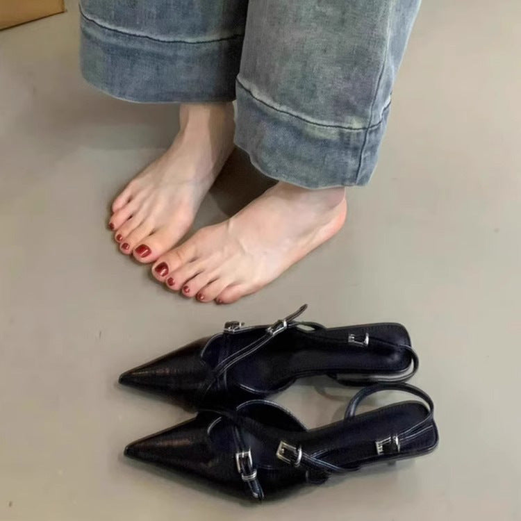 Dame Spids tå Slingback Hæle med justerbare Remme Stilla
