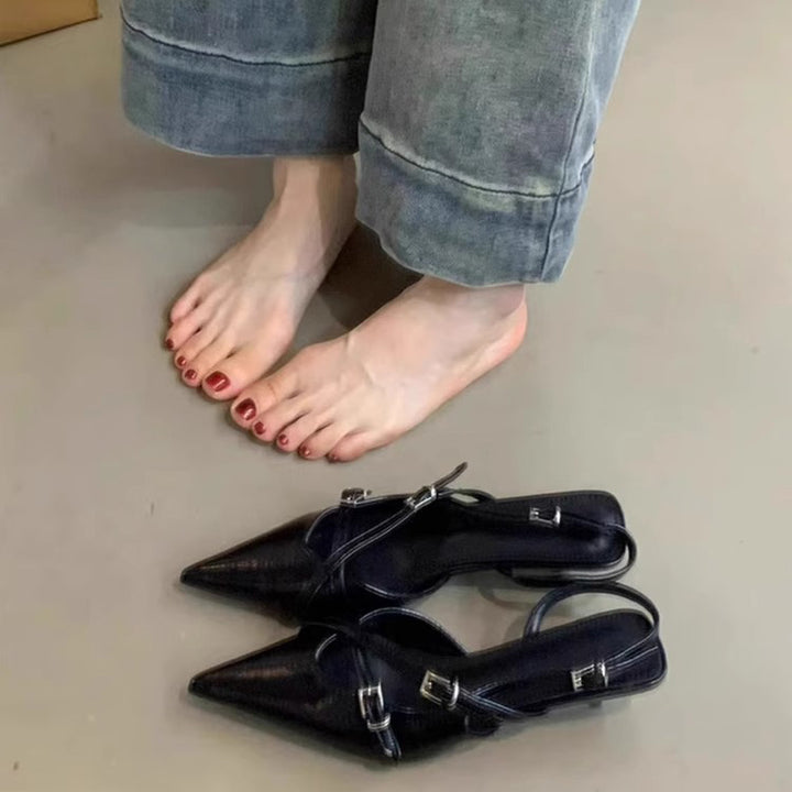 Dame Spids tå Slingback Hæle med justerbare Remme Stilla