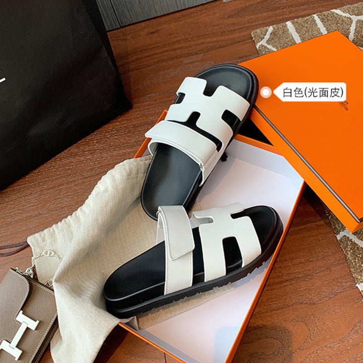 Dame Design-sandaler med udskåret rem og raffineret sål Stilla