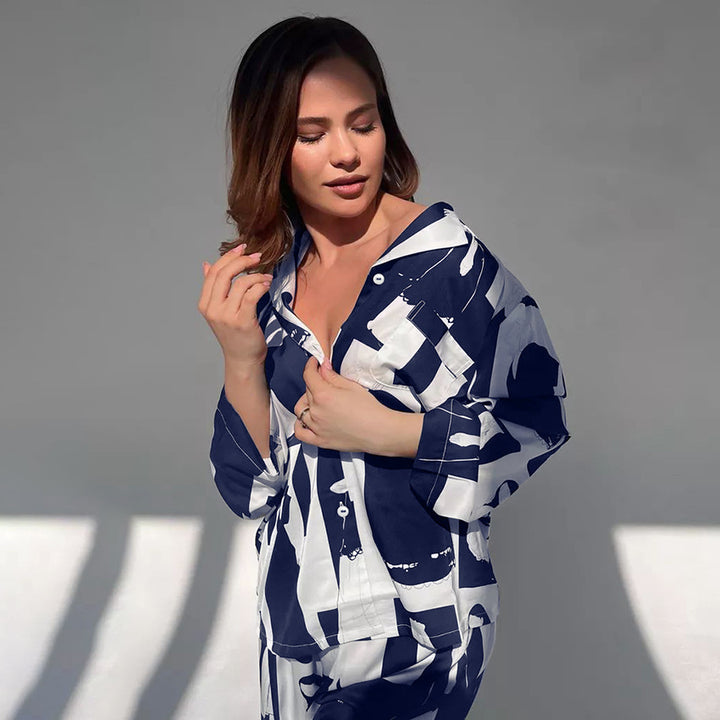 Dame Pyjama-sæt med moderne grafisk design Stilla
