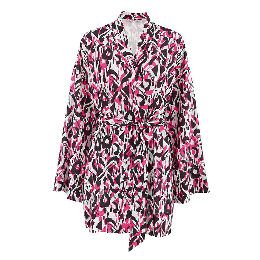 Dame Kimono-Robe med moderne leopardmønster og elegante bånd Stilla