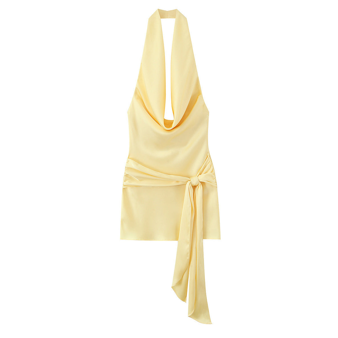 Dame halterneck-top med elegant indpakningsdesign og flydende stof Skovae