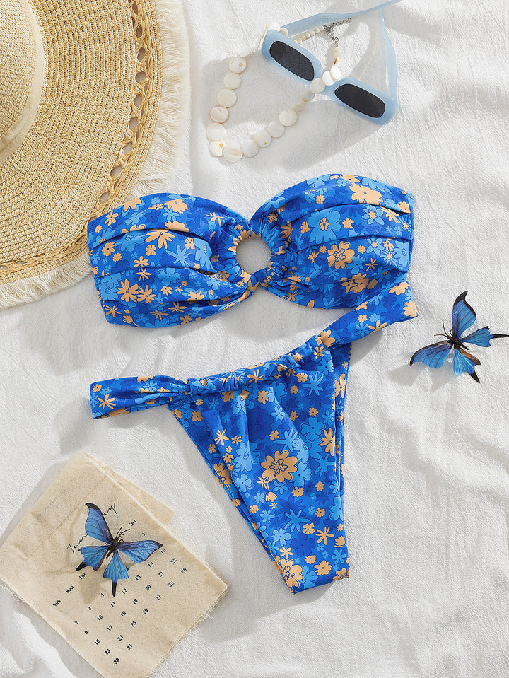 Dame Bandeau-bikini med stilfuldt knudedesign Skovae