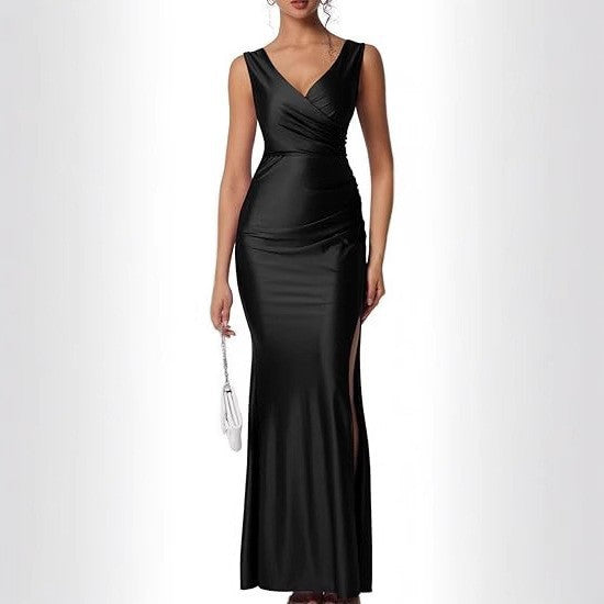 Dame wrapped dress med elegant silhuet og sidelængde Stilla