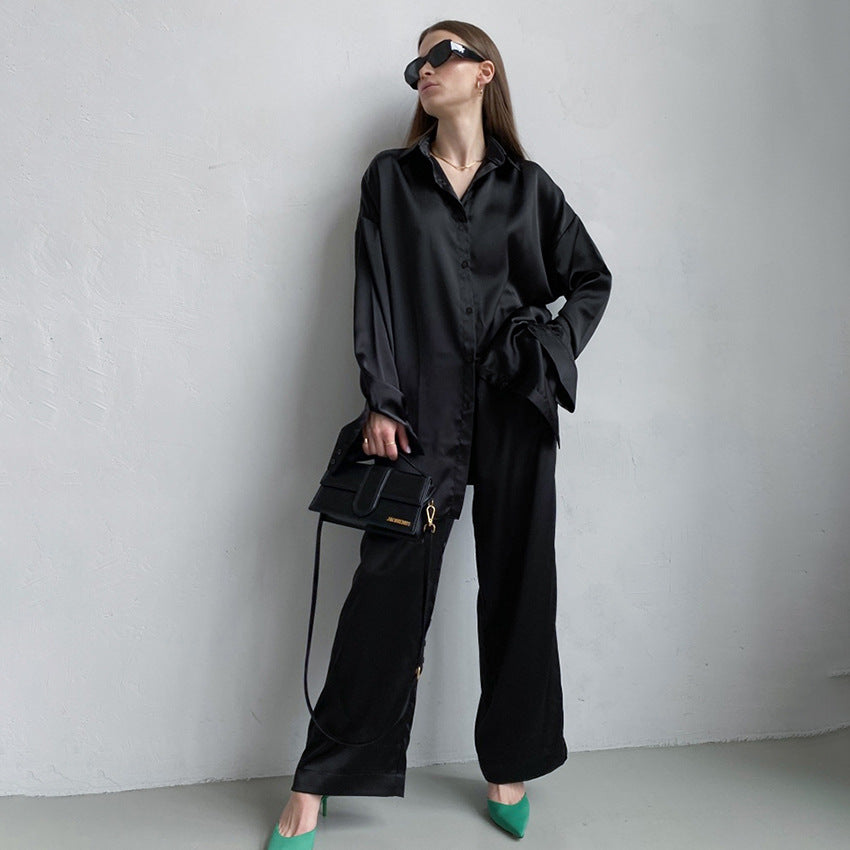 Dame Satin Pyjamasæt med elegant snit og afslappede detaljer Stilla